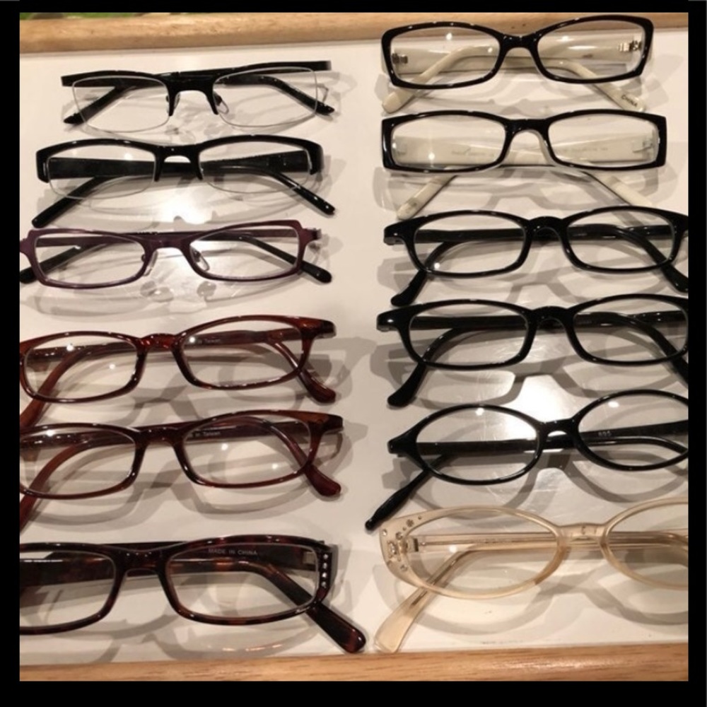 12 PAIRS CLEAR-FRAMED FASHION GLASSES - LOT